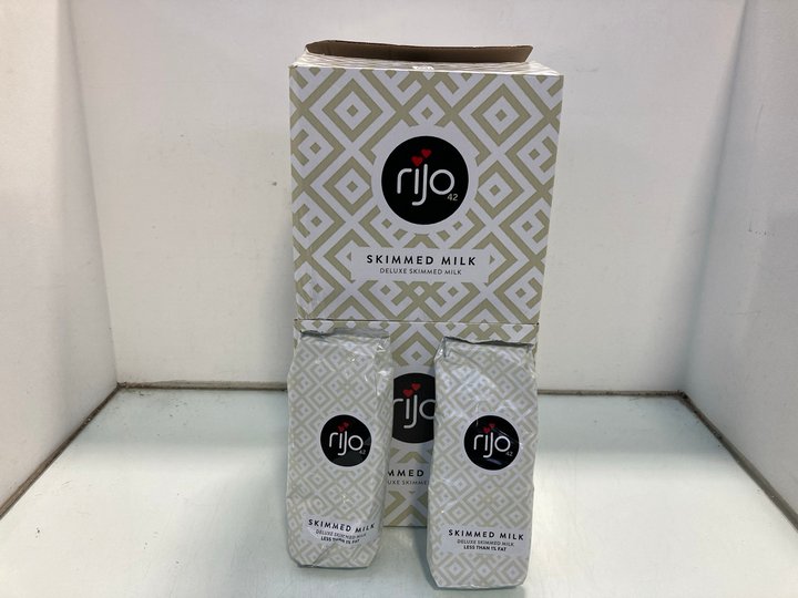 Lot 1241  
            Marchington SR12 - Parcel Delivery Only 

                
2 X BOXES OF RIJO 500G DELUXE SKIMMED MILK - BBE 10/26: LOCATION - E4