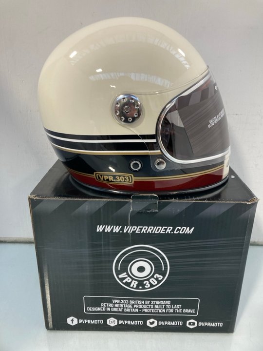 Lot 1244  
            Marchington SR12 - Parcel Delivery Only 

                
VIPER RIDER F656 VINTAGE CHEQUER FULL FACE MOTORCYCLE HELMET IN CREAM/BURGUNDY - ...