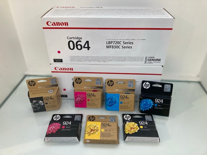 Lot 1279  
            Marchington SR12 - Parcel Delivery Only 

                
2 X CANON 064 INK CARTRIDGES TO ALSO INCLUDE QTY OF HP INK CARTRIDGES IN VARIOUS ...