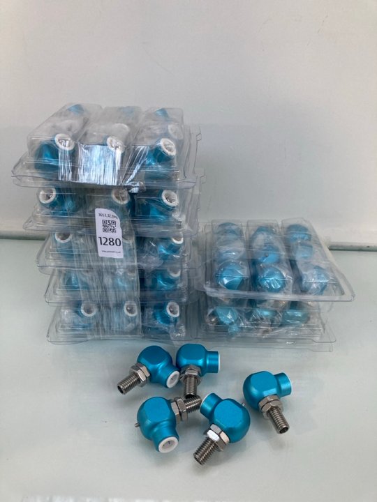 Lot 1280  
            Marchington SR12 - Parcel Delivery Only 

                
QTY OF AIR JOINTS IN METALLIC BLUE: LOCATION - E2