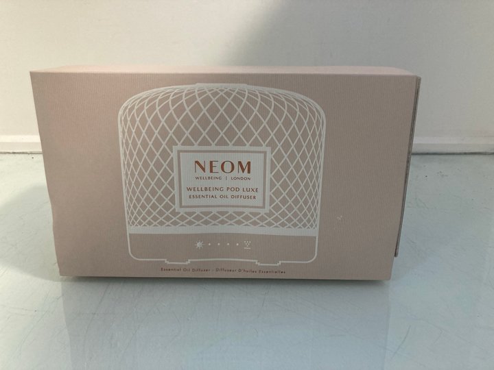 Lot 1297  
            Marchington SR12 - Parcel Delivery Only 

                
NEOM WELLBEING POD LUXE ESSENTIAL OIL DIFFUSER: LOCATION - E1