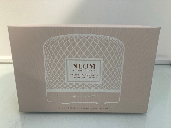 Lot 1302  
            Marchington SR12 - Parcel Delivery Only 

                
NEOM WELLBEING POD LUXE ESSENTIAL OIL DIFFUSER: LOCATION - E1