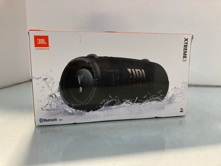 Lot 1319  
            Marchington SR12 - Parcel Delivery Only 

                
JBL HARMAN XTREME3 BLUETOOTH SPEAKER: LOCATION - E0