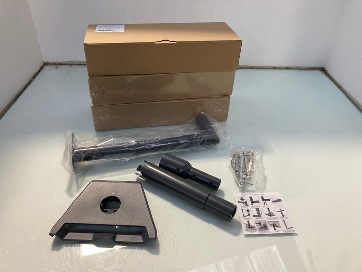 Lot 1322  
            Marchington SR12 - Parcel Delivery Only 

                
3 X STARLINK MOUNTS GEN 3: LOCATION - E0