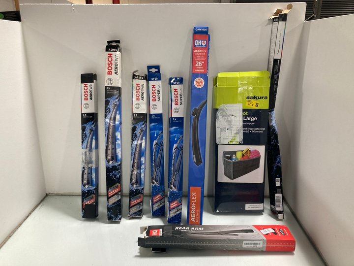 Lot 135  
            Marchington SR12 - Parcel Delivery Only 

                
QTY OF ASSORTED CAR ITEMS TO INCLUDE HQ AUTOMOTIVE REAR ARM WIPER BLADE: LOCATION...