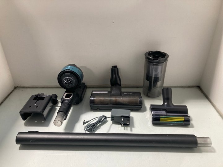 Lot 140  
            Marchington SR12 - Parcel Delivery Only 

                
SAMSUNG JET 75E PET CORDLESS STICK VACUUM CLEANER ORIGINAL RRP £491.89: LOCATION ...