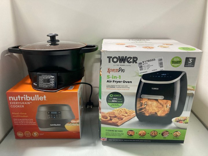 Lot 142  
            Marchington SR12 - Parcel Delivery Only 

                
QTY OF ASSORTED KITCHEN APPLIANCES TO INCLUDE NUTRIBULLET EVERY GRAIN COOKER: LOC...