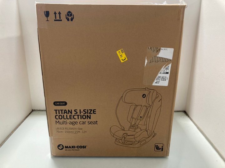 Lot 192  
            Marchington SR12 - Parcel Delivery Only 

                
MAXI COSI TITAN S I SIZE COLLECTIONS MULTI AGE CAR SEAT IN BLACK: LOCATION - J10