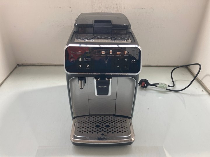Lot 213  
            Marchington SR12 - Parcel Delivery Only 

                
PHILIPS 5400 SERIES COFFEE MACHINE ORIGINAL RRP £544.96: LOCATION - J13