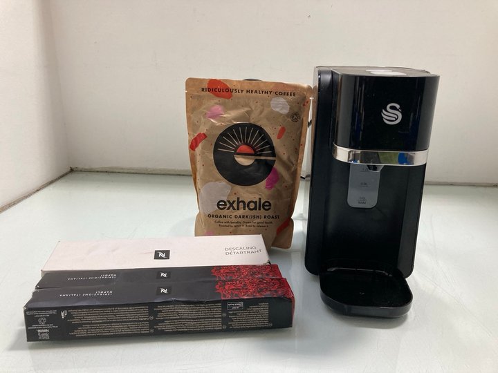 Lot 226  
            Marchington SR12 - Parcel Delivery Only 

                
QTY OF ASSORTED COFFEE ITEMS TO INCLUDE SWAN COFFEE MACHINE IN BLACK: LOCATION - J14