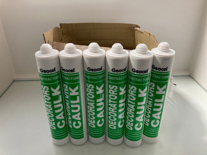 Lot 257  
            Marchington SR12 - Parcel Delivery Only 

                
24 X GEOCEL CONTRACTORS CAULK 380ML WHITE (18+ ID REQUIRED): LOCATION - J16