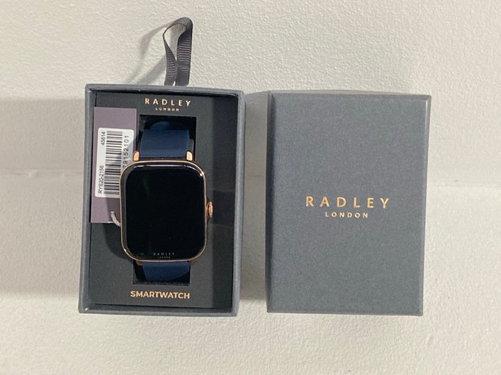 Lot 25  
            Marchington SR12 - Parcel Delivery Only 

                
RADLEY LONDON 20 SERIES SMART WATCH WITH NAVY STRAP AND ROSE GOLD-PLATED CASE - O...