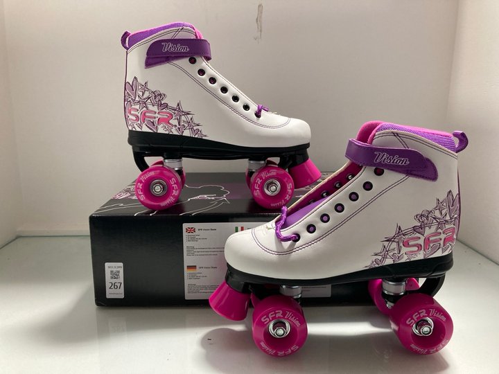 Lot 267  
            Marchington SR12 - Parcel Delivery Only 

                
KIDS SFR ROLLER SKATES SIZE UK4J IN PINK/PURPLE AND WHITE: LOCATION - J15