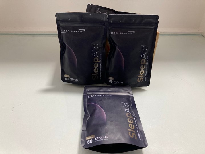 Lot 280  
            Marchington SR12 - Parcel Delivery Only 

                
QTY OF SLEEP ORACLES SLEEP AID FOOD SUPPLEMENT CAPSULES: LOCATION - J15