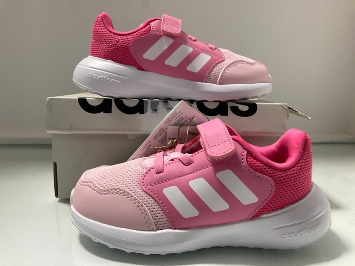 Lot 294  
            Marchington SR12 - Parcel Delivery Only 

                
ADIDAS TENSAUR RUN 3.0 KIDS TRAINERS IN PINK/WHITE - UK KIDS SIZE 9.5: LOCATION -...