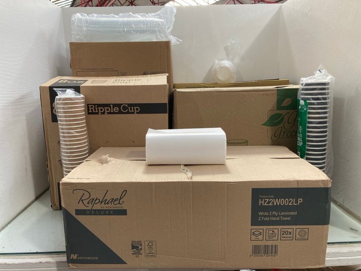 Lot 303  
            Marchington SR12 - Parcel Delivery Only 

                
QTY OF ASSORTED PACKAGING ITEMS TO INCLUDE VEGWARE 12OZ PLA ROUND DELI CONTAINER:...