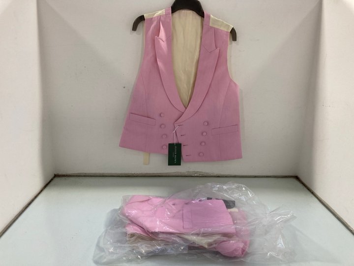 Lot 307  
            Marchington SR12 - Parcel Delivery Only 

                
2 X OLIVER BROWN LONDON DOUBLE BREASTED LINEN WAISTCOAT IN PINK - UK SIZES: 44L &...