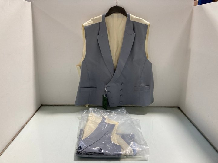 Lot 327  
            Marchington SR12 - Parcel Delivery Only 

                
2 X OLIVER BROWN LONDON DOUBLE BREASTED LINEN WAISTCOAT IN GREY - UK SIZES: 40L &...