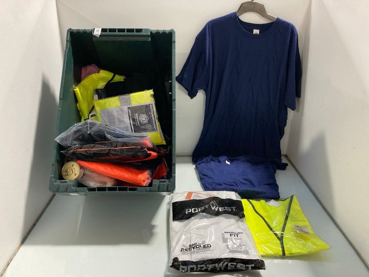 Lot 347  
            Marchington SR12 - Parcel Delivery Only 

                
QTY OF ASSORTED WORK WEAR TO INCLUDE PORTWEST HOWIE COAT WHITE SIZE - MEDIUM: LOC...