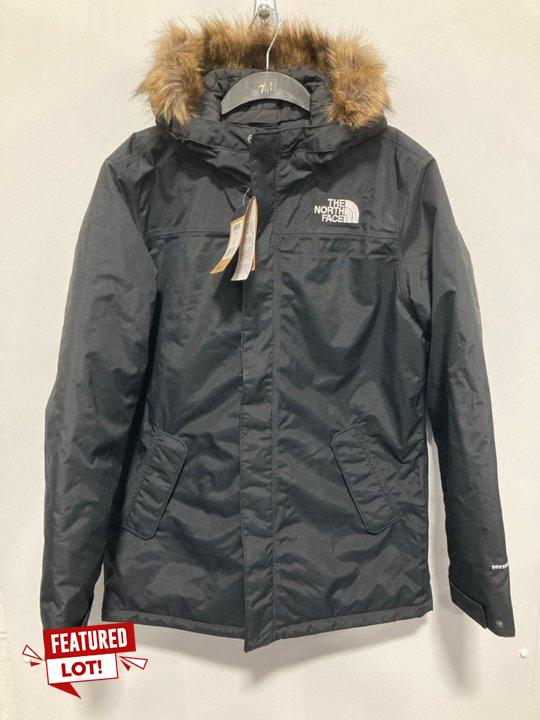 Lot 36  
            Marchington SR12 - Parcel Delivery Only 

                
THE NORTH FACE MENS ZANECK JACKET IN BLACK - UK SIZE: MEDIUM - ORIGINAL RRP: £290...