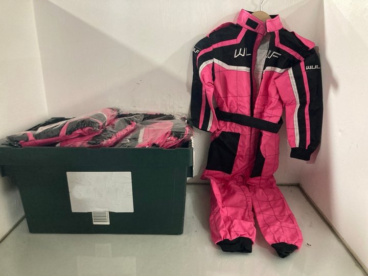 Lot 382  
            Marchington SR12 - Parcel Delivery Only 

                
QTY OF CHILDRENS PINK OVERALLS TO INCLUDE SIZE: MEDIUM: LOCATION - I16