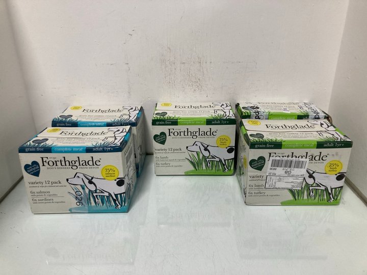 Lot 400  
            Marchington SR12 - Parcel Delivery Only 

                
QTY OF ASSORTED FORTHGLADE PET FOOD TO INCLUDE MEAT VARIETY PACK OF DOGS DINNERS ...