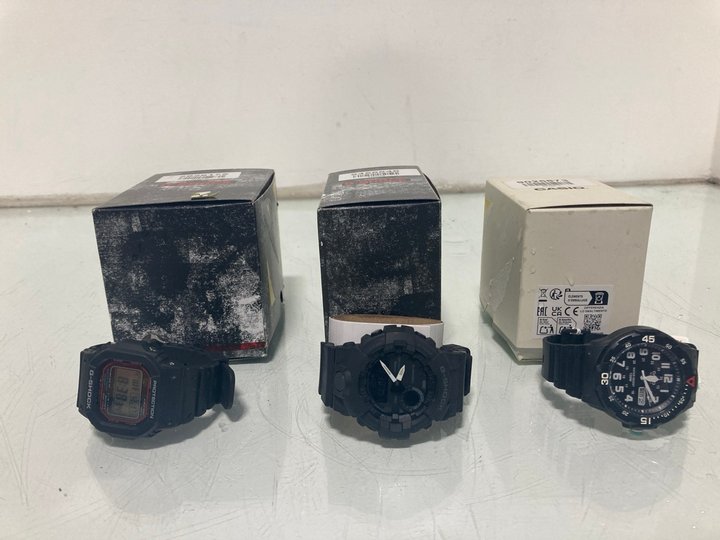 Lot 432  
            Marchington SR12 - Parcel Delivery Only 

                
3 X ASSORTED WATCHES TO INCLUDE CASIO G-SHOCK WATCH IN BLACK: LOCATION - I13