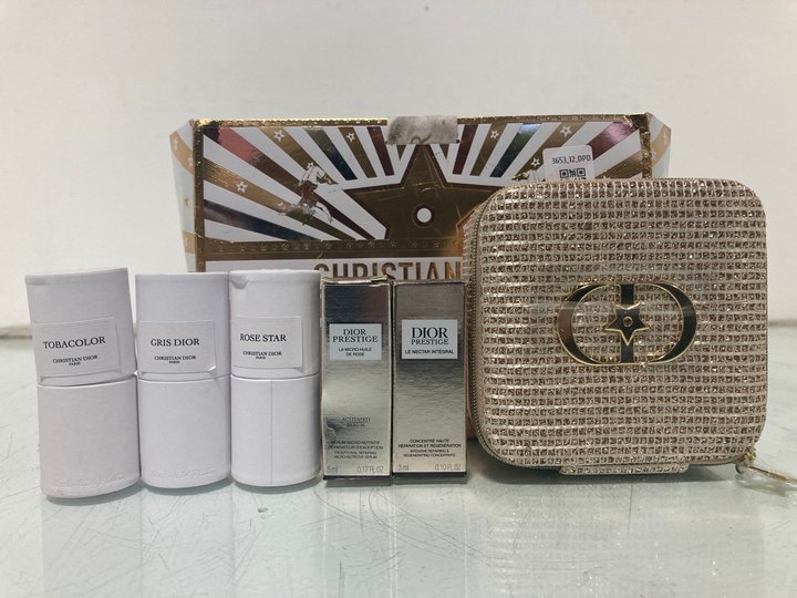 Lot 438  
            Marchington SR12 - Parcel Delivery Only 

                
CHRISTIAN DIOR SAMPLES TO INCLUDE CHRISTIAN DIOR VANITY CASE: LOCATION - I13