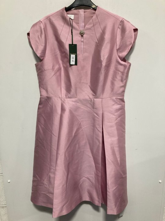 Lot 43  
            Marchington SR12 - Parcel Delivery Only 

                
HOBBS LONDON RHEA WOOL SILK DRESS IN SOFT PETAL PINK - UK SIZE: 16 - ORIGINAL RRP...