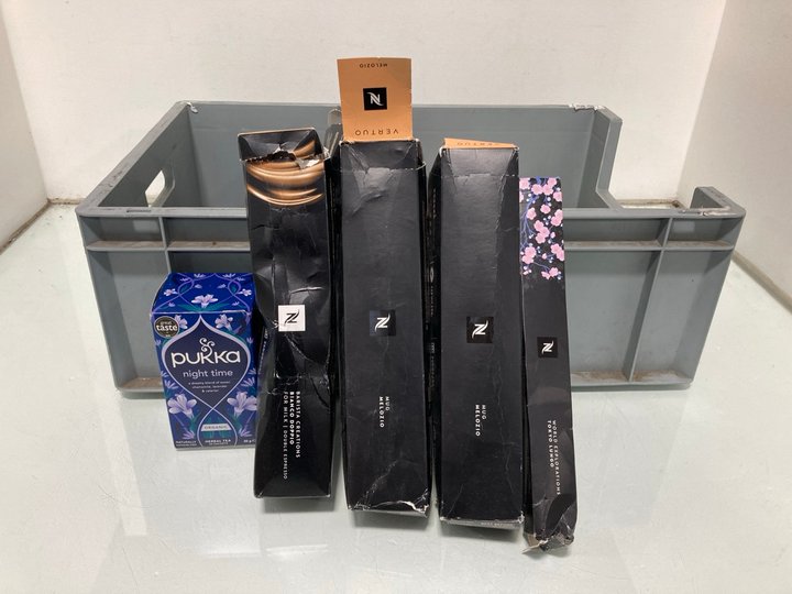 Lot 445  
            Marchington SR12 - Parcel Delivery Only 

                
QTY OF ASSORTED HOT BEVERAGE ITEMS TO INCLUDE NESPRESSO BARISTA CREATIONS BIANCO ...