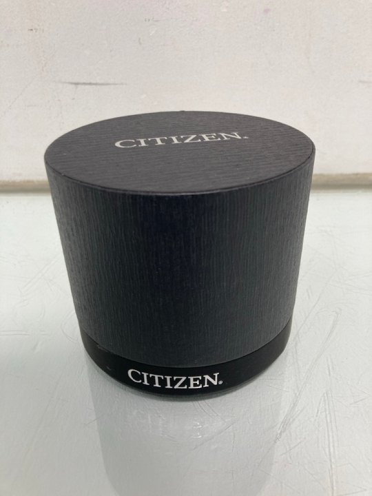 Lot 484  
            Marchington SR12 - Parcel Delivery Only 

                
CITIZEN ECO-DRIVE CHRONOGRAPH WATCH IN STAINLESS STEEL: LOCATION - I11