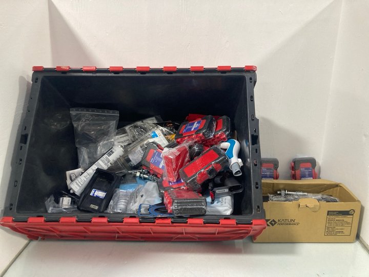 Lot 501  
            Marchington SR12 - Parcel Delivery Only 

                
QTY OF ASSORTED ITEMS TO INCLUDE TIMCO MASONRY NAILS: LOCATION - I11