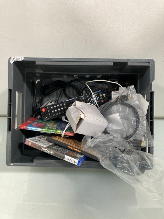 Lot 512  
            Marchington SR12 - Parcel Delivery Only 

                
QTY OF ASSORTED ITEMS TO INCLUDE PS5 STAR WARS OUTLAWS GAME (18+ ID REQUIRED): LO...