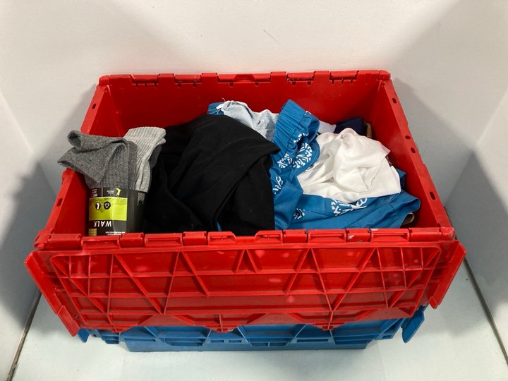 Lot 517  
            Marchington SR12 - Parcel Delivery Only 

                
QTY OF ASSORTED CLOTHING ITEMS IN VARIOUS SIZES TO INCLUDE MOUNTAIN WAREHOUSE WAL...
