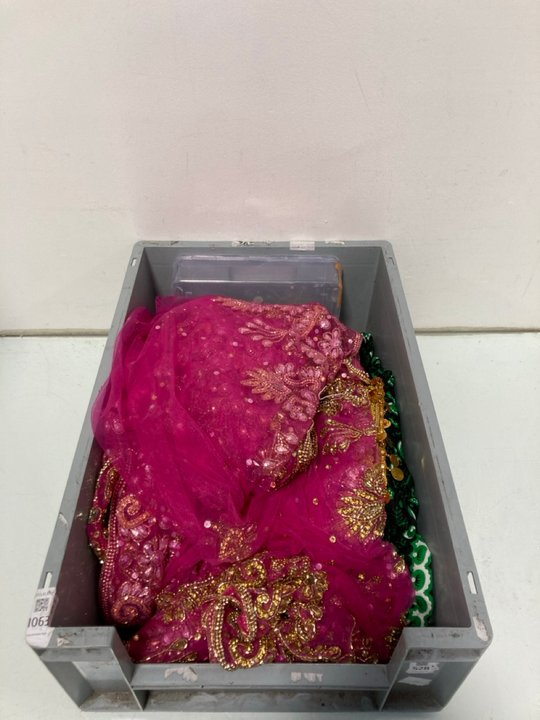 Lot 528  
            Marchington SR12 - Parcel Delivery Only 

                
QTY OF ASSORTED CLOTHING ITEMS TO INCLUDE JEWELLED EMBROIDERED SARI IN RASPBERRY ...