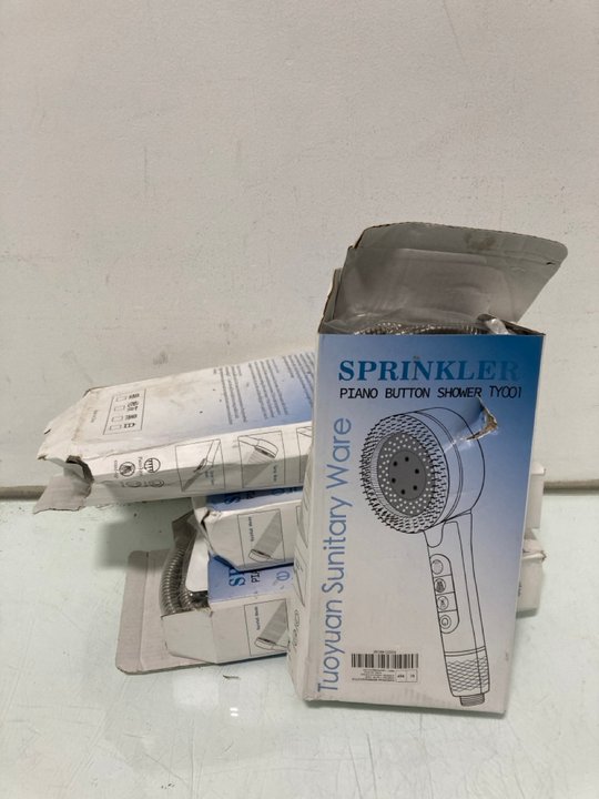 Lot 531  
            Marchington SR12 - Parcel Delivery Only 

                
4 X SPRINKLE PIANO BUTTON SHOWER HEADS: LOCATION - I9