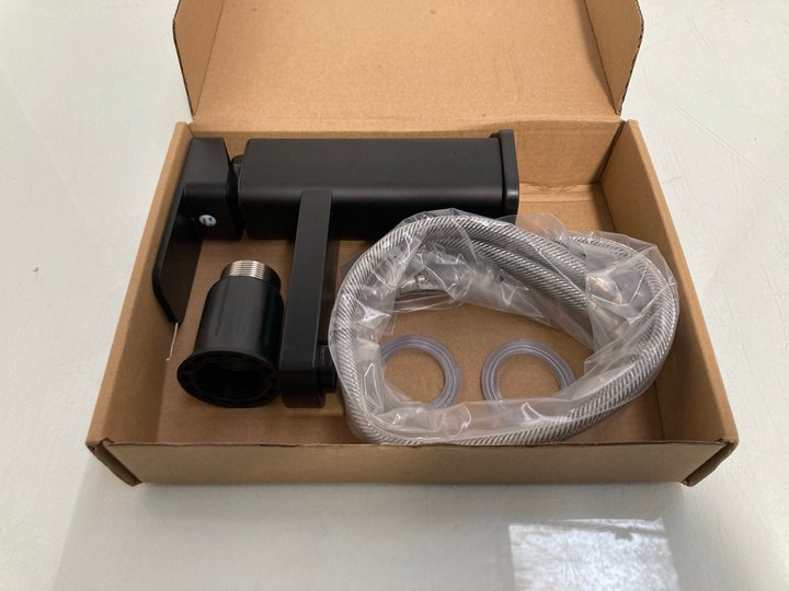 Lot 53  
            Marchington SR12 - Parcel Delivery Only 

                
BLACK BASIN FAUCET WITH HOT AND COLD WATER MIXER BATHROOM SINK: LOCATION - J3