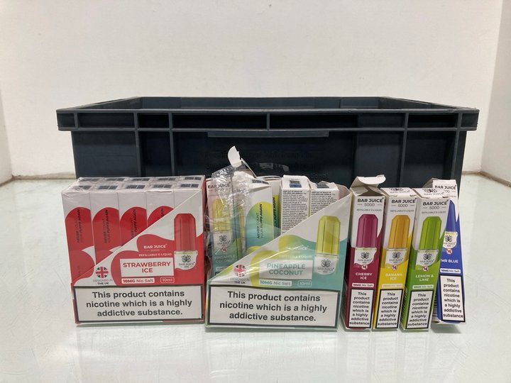 Lot 560  
            Marchington SR12 - Parcel Delivery Only 

                
QTY OF ASSORTED VAPES TO INCLUDE BAR JUICE STRAWBERRY ICE 10MG NICOTINE STRENGTH ...