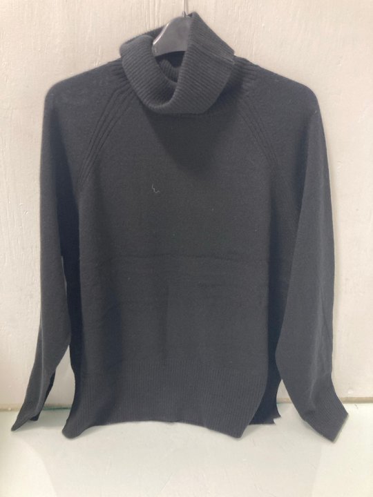 Lot 588  
            Marchington SR12 - Parcel Delivery Only 

                
WHISTLES CASHMERE ROLL NECK IN BLACK SIZE UK SMALL ORIGINAL RRP £199.00: LOCATION...