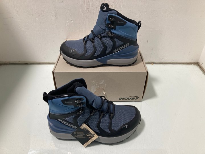 Lot 601  
            Marchington SR12 - Parcel Delivery Only 

                
INOV8 ROCLITE PRO MID GTX IN BLACK SIZE UK 5.5 MENS: LOCATION - I5