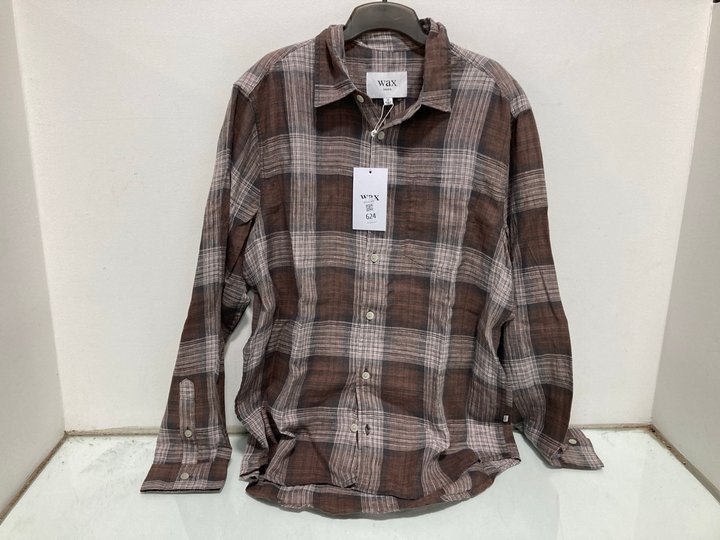 Lot 624  
            Marchington SR12 - Parcel Delivery Only 

                
WAX LONDON JAUNT LONG SLEEVE SHIRT IN BROWN CHECK - UK SIZE: MEDIUM: LOCATION - I4