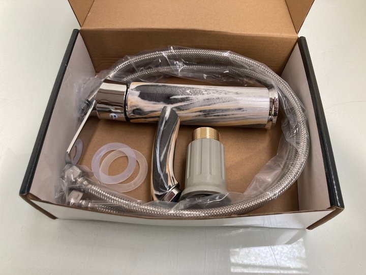 Lot 68  
            Marchington SR12 - Parcel Delivery Only 

                
VIDA RUBINETTO BATHROOM TAP IN MARBLE: LOCATION - J3