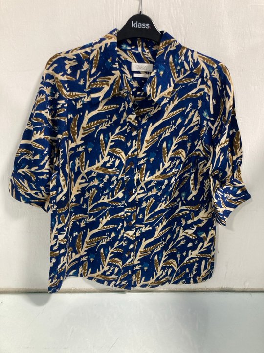 Lot 713  
            Marchington SR12 - Parcel Delivery Only 

                
TOAST GIA HERB PRINT SHIRT - UK SIZE: 6 - ORIGINAL RRP: £165.00: LOCATION - H1