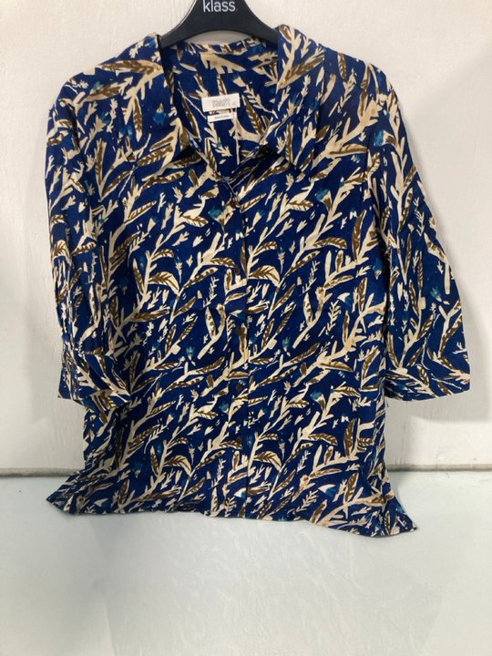 Lot 741  
            Marchington SR12 - Parcel Delivery Only 

                
TOAST GIA HERB PRINT SHIRT - UK SIZE: 8 - ORIGINAL RRP: £165.00: LOCATION - H2