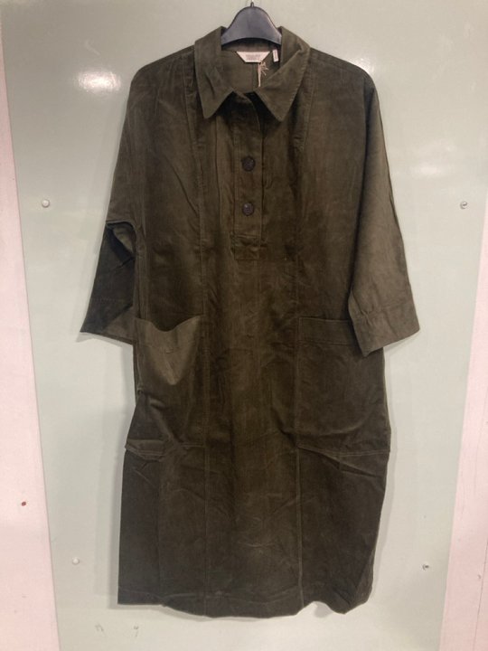 Lot 747  
            Marchington SR12 - Parcel Delivery Only 

                
TOAST ORGANIC CORD TUNIC DRESS IN TENT GREEN - SIZE: MEDIUM - ORIGINAL RRP: £185....