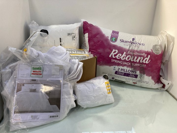 Lot 818  
            Marchington SR12 - Parcel Delivery Only 

                
QTY OF ASSORTED HOUSEHOLD ITEMS TO INCLUDE SLUMBERDOWN REBOUND 2 PILLOWS: LOCATIO...