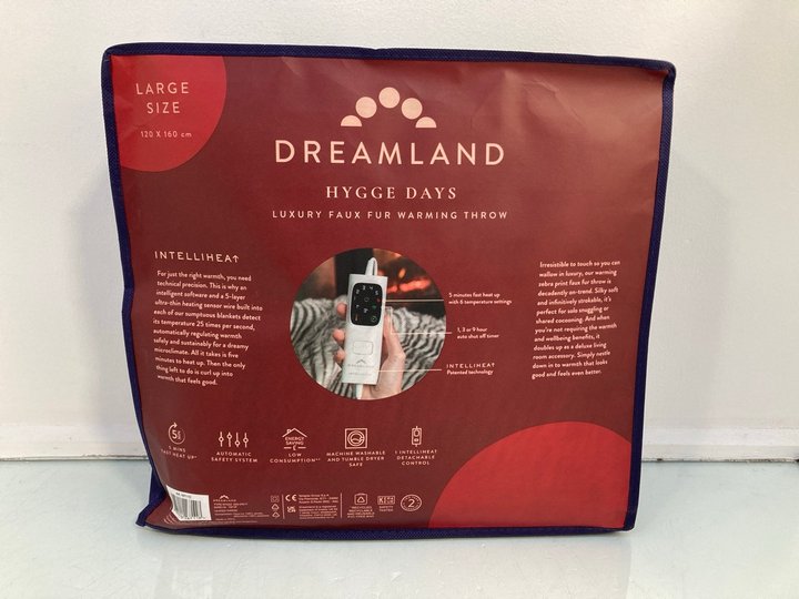 Lot 823  
            Marchington SR12 - Parcel Delivery Only 

                
DREAMLAND HYGGE DAYS LARGE LUXURY FAUX FUR WARMING THROW: LOCATION - H6