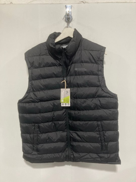 Lot 838  
            Marchington SR12 - Parcel Delivery Only 

                
MOUNTAIN WAREHOUSE SEASONS II PADDED GILET IN BLACK - UK L: LOCATION - H7