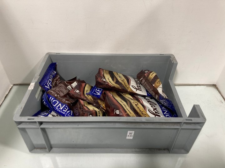 Lot 849  
            Marchington SR12 - Parcel Delivery Only 

                
QTY OF GALAXY 750G INSTANT HOT CHOCOLATE VENDING POWDER - BBE 12/26: LOCATION - H7