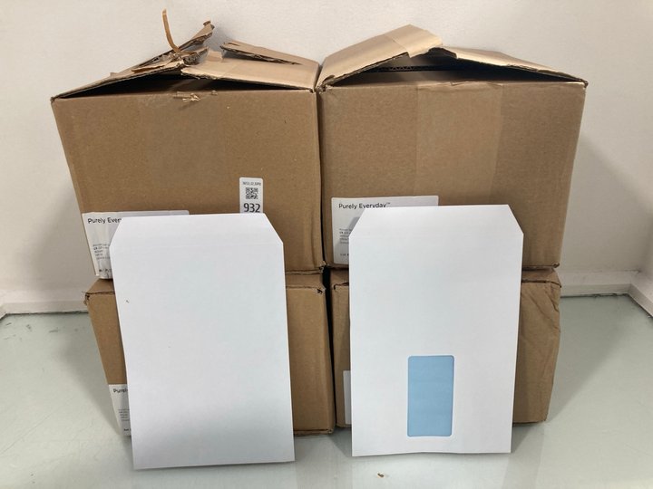 Lot 932  
            Marchington SR12 - Parcel Delivery Only 

                
4 X BOXES OF ASSORTED PURELY EVERYDAY COMMERCIAL ENVELOPES: LOCATION - H13